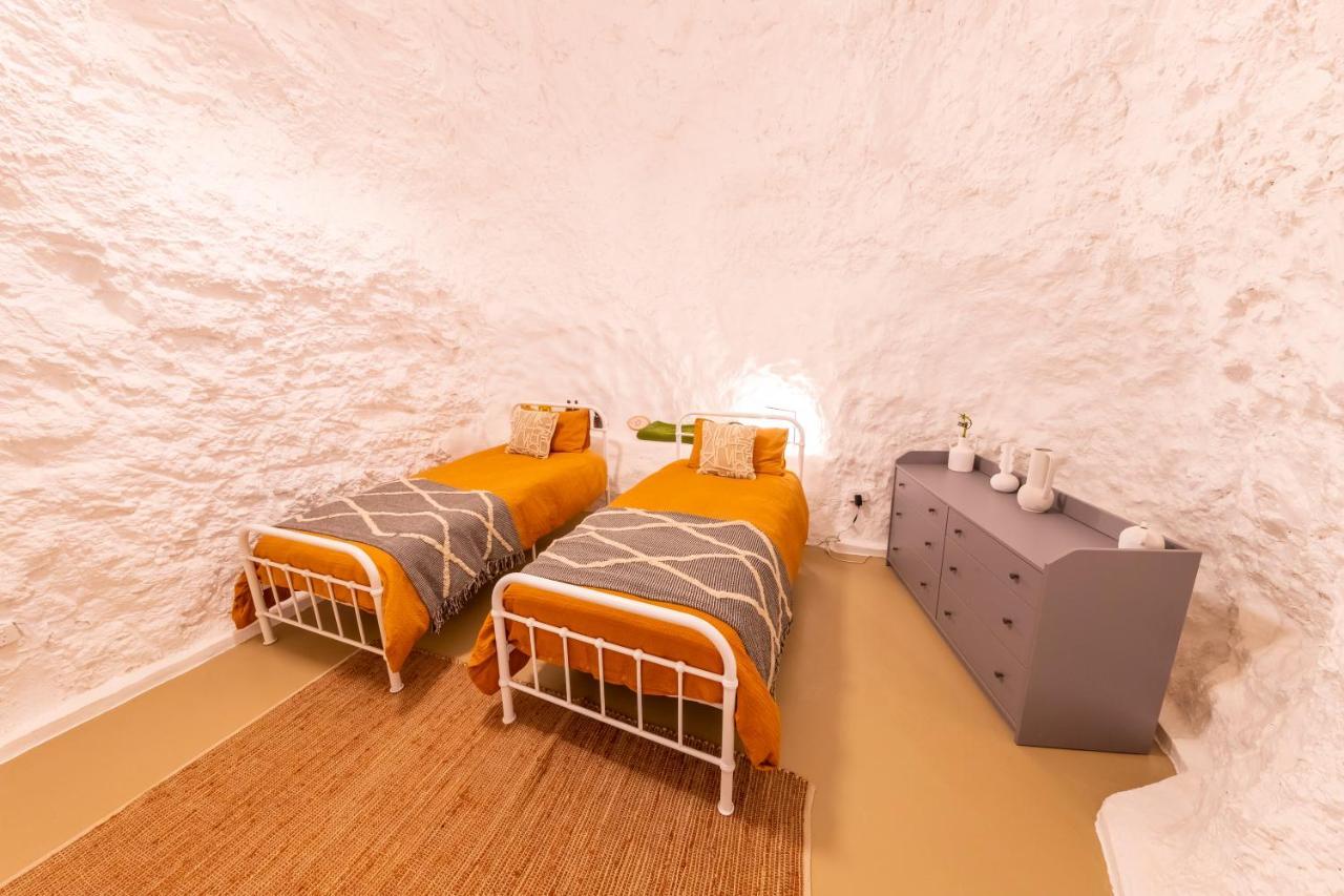 White Cliffs Accommodation -Daybreak Dugout - Unique Cave House Buitenkant foto